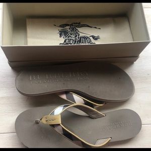 Burberry flip flops